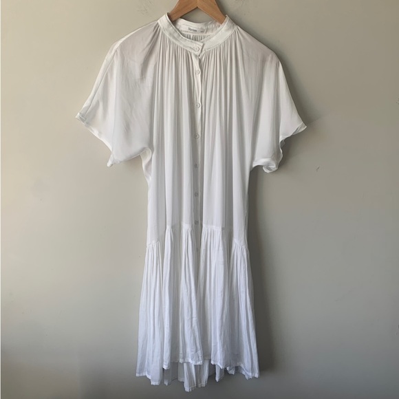 Elegant White Button-Down Dress - Picture 1 of 12